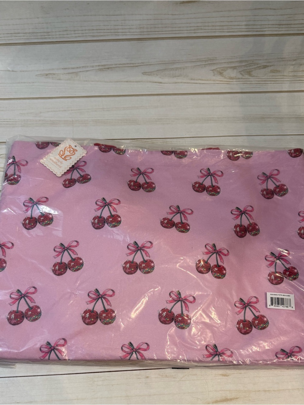Simply Southern Seaside Tote with Cherry print new in bag ๐๐๐ - Picture 6 of 6